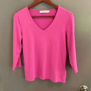 Kettlewell Amethyst V-Neck 3/4-Sleeve Top